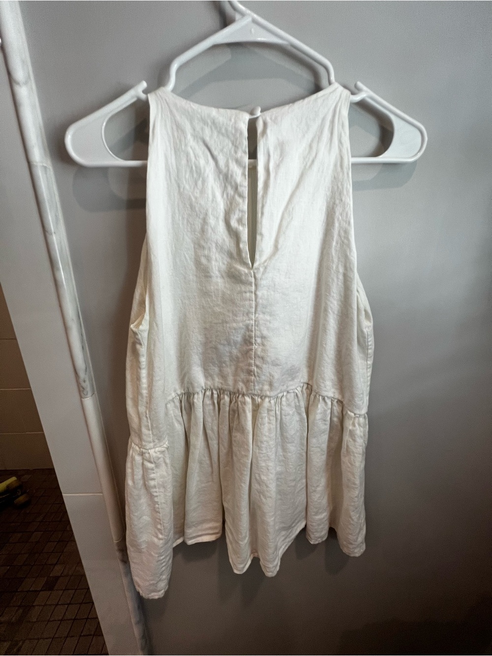 Women’s sleeveless baby doll top - Picture 2 of 5